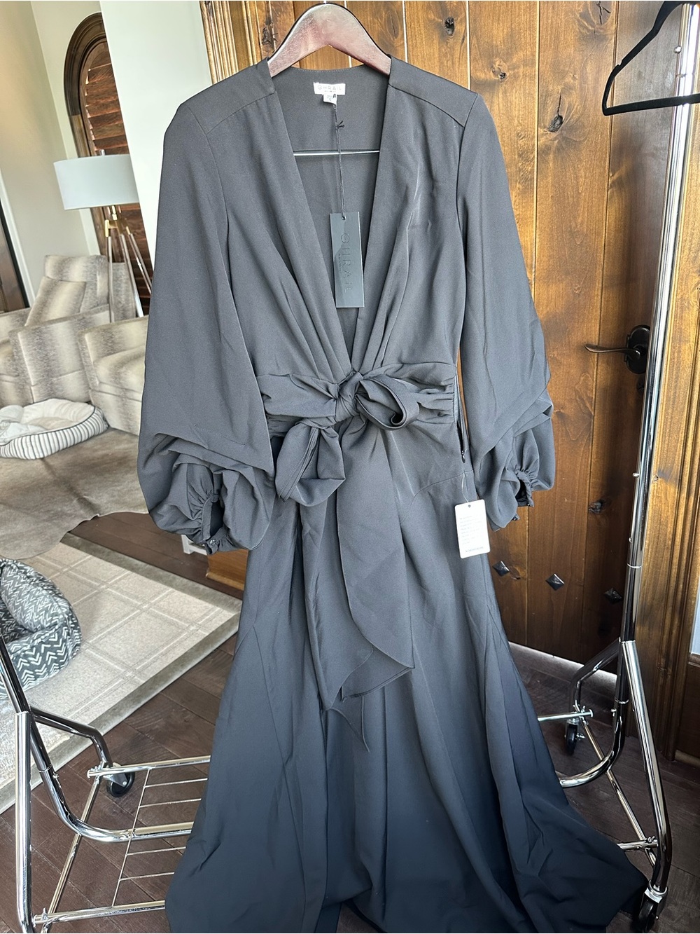 Ghrail Millie Crepe gown, elegant black dress - Picture 2 of 9